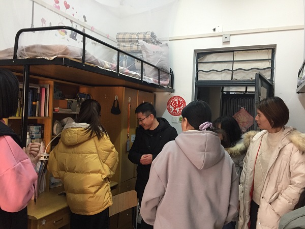 丁书记走寝2.jpg